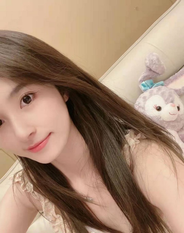 姑父有力挺送小芳的背景故事,午夜高清完整版